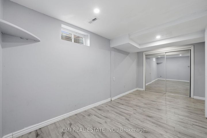 Photo 32 at 40 Glen Hollow Avenue, Clairville, Toronto