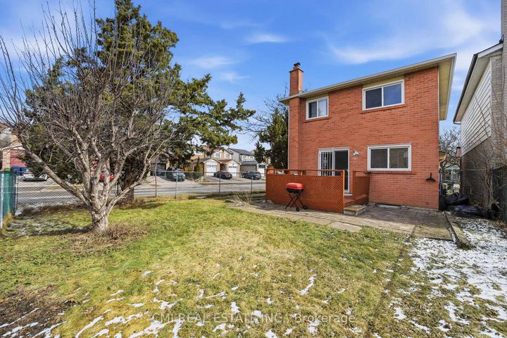 Photo 40 at 40 Glen Hollow Avenue, Clairville, Toronto