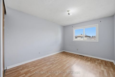 Photo 23 at 40 Glen Hollow Avenue, Clairville, Toronto