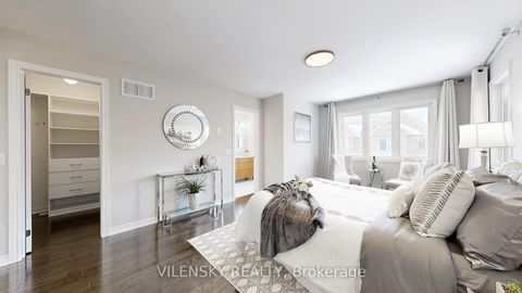 Photo 14 at 34 Elihof Drive, Patterson, Vaughan