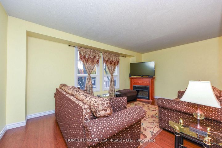 Photo 11 at 85 Enmount Drive, Southgate, Brampton