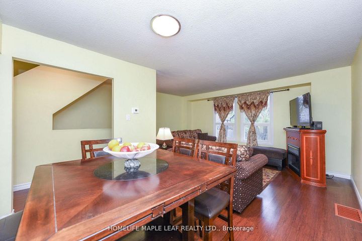 Photo 12 at 85 Enmount Drive, Southgate, Brampton