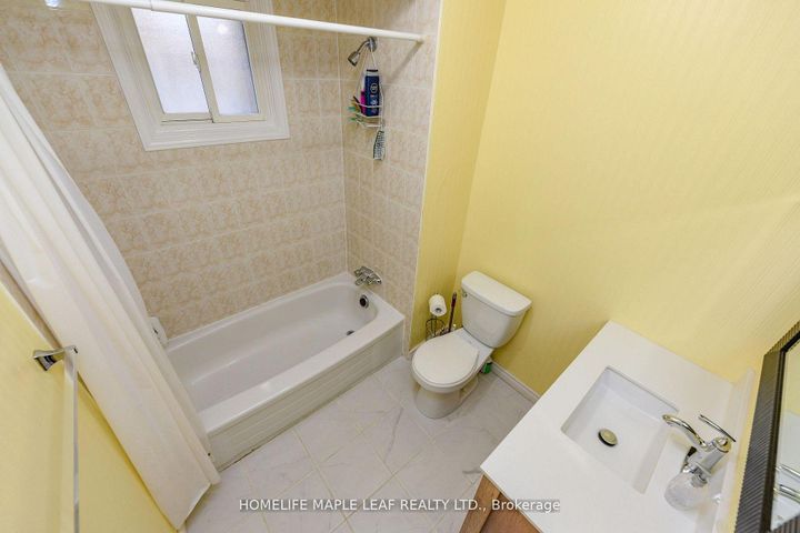 Photo 37 at 85 Enmount Drive, Southgate, Brampton