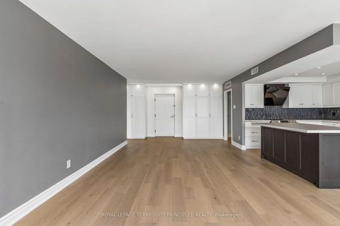 Photo 6 at 3413 - 55 Harbour Square, Waterfront Communities C1, Toronto