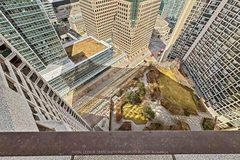 Photo 33 at 3413 - 55 Harbour Square, Waterfront Communities C1, Toronto