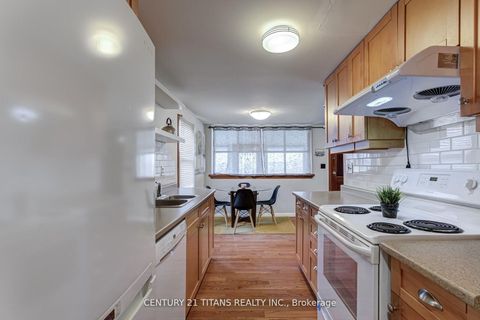 Photo 14 at 130 West Beach Road, Bowmanville, Clarington