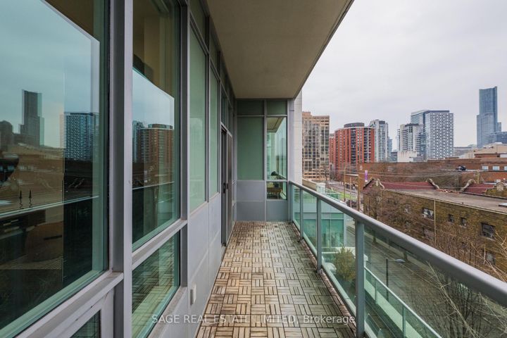 Photo 29 at 411 - 120 Homewood Avenue, North St. James Town, Toronto