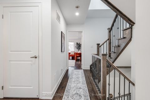 Photo 16 at 14 Queen Mary Court, East Woodbridge, Vaughan