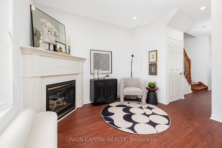 Photo 12 at 29 Queen's Plate Drive, Angus Glen, Markham