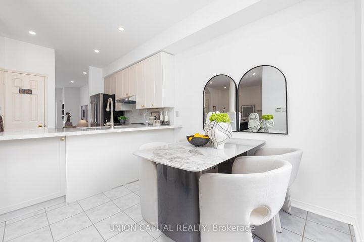 Photo 22 at 29 Queen's Plate Drive, Angus Glen, Markham