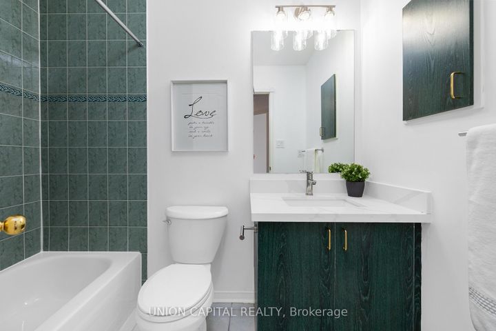 Photo 37 at 29 Queen's Plate Drive, Angus Glen, Markham