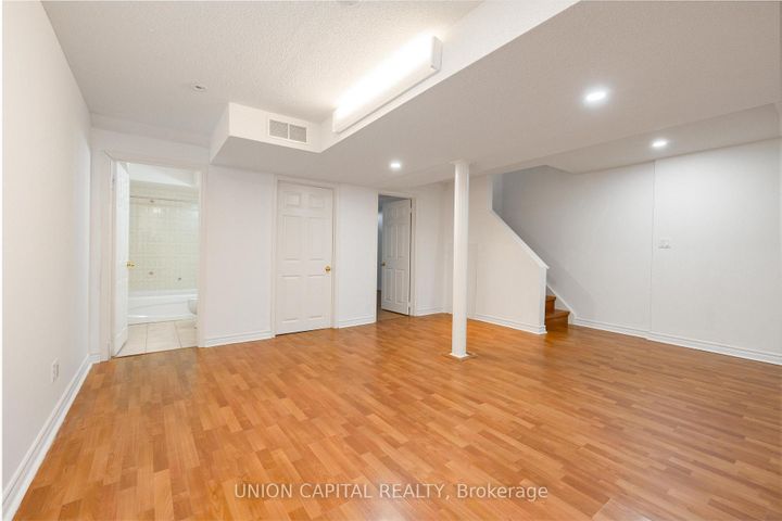 Photo 39 at 29 Queen's Plate Drive, Angus Glen, Markham