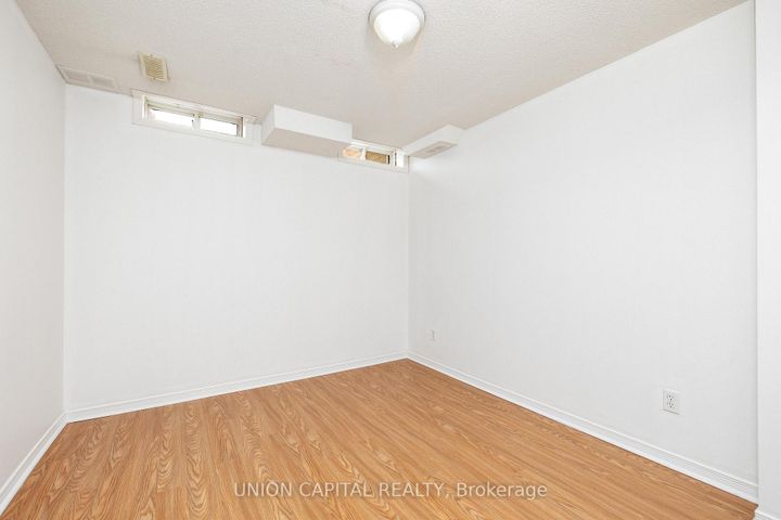 Photo 41 at 29 Queen's Plate Drive, Angus Glen, Markham