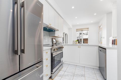 Photo 17 at 29 Queen's Plate Drive, Angus Glen, Markham