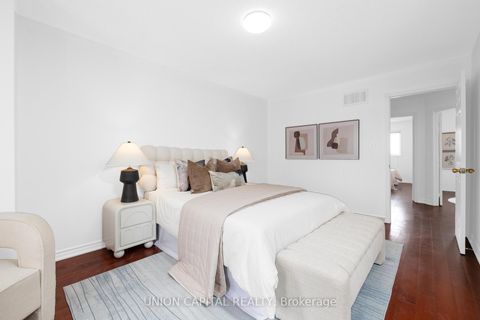 Photo 27 at 29 Queen's Plate Drive, Angus Glen, Markham