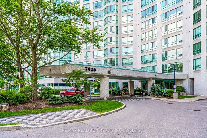 Photo 1 at 822 - 7805 Bayview Avenue, Willowbrook, Markham