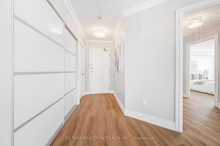 Photo 2 at 822 - 7805 Bayview Avenue, Willowbrook, Markham