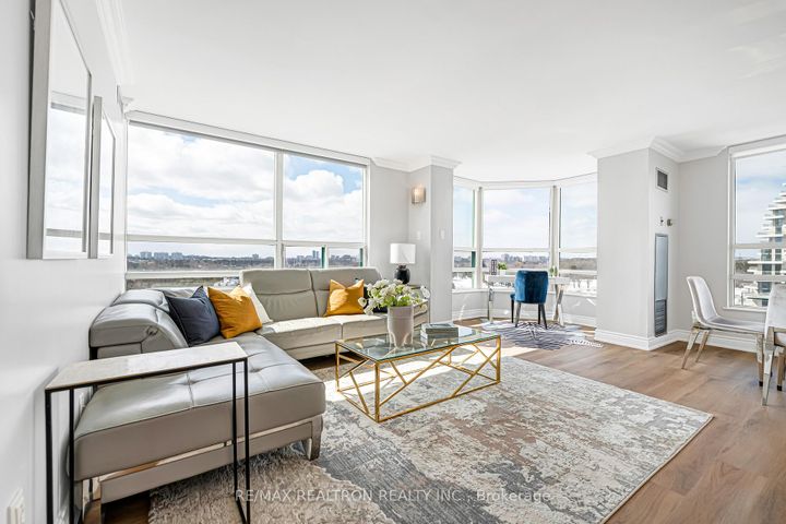 Photo 7 at 822 - 7805 Bayview Avenue, Willowbrook, Markham