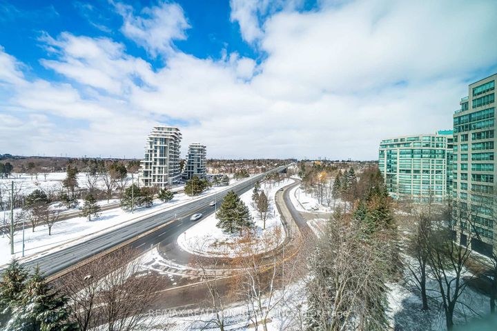 Photo 21 at 822 - 7805 Bayview Avenue, Willowbrook, Markham