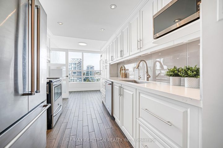 Photo 27 at 822 - 7805 Bayview Avenue, Willowbrook, Markham