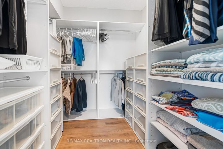 Photo 33 at 822 - 7805 Bayview Avenue, Willowbrook, Markham