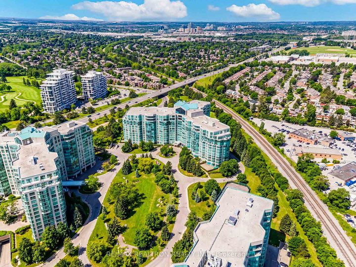 Photo 46 at 822 - 7805 Bayview Avenue, Willowbrook, Markham