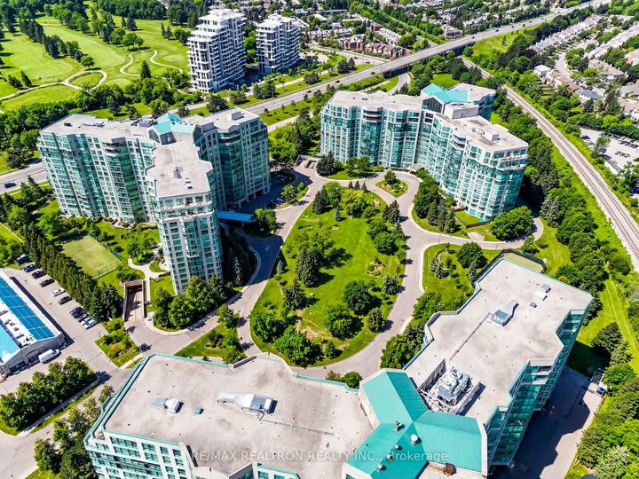 Photo 48 at 822 - 7805 Bayview Avenue, Willowbrook, Markham