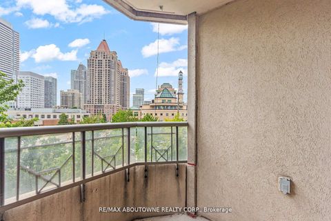 Photo 16 at 401 - 310 Burnhamthorpe Road W, City Centre, Mississauga