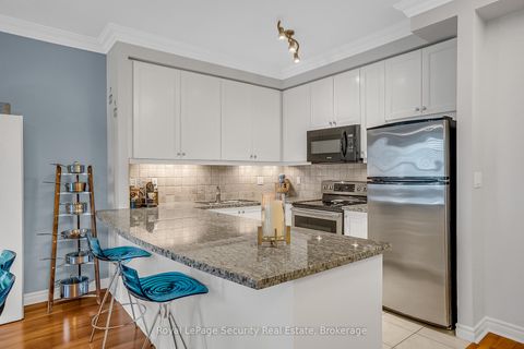 Photo 6 at 209 - 4620 Highway 7, East Woodbridge, Vaughan