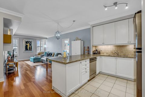 Photo 7 at 209 - 4620 Highway 7, East Woodbridge, Vaughan