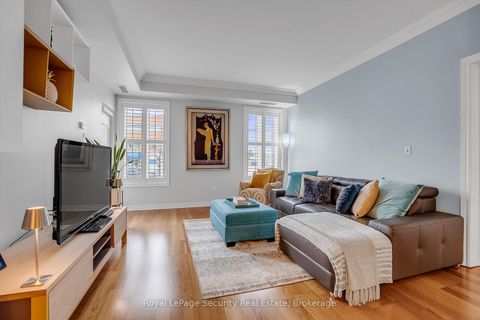 Photo 15 at 209 - 4620 Highway 7, East Woodbridge, Vaughan