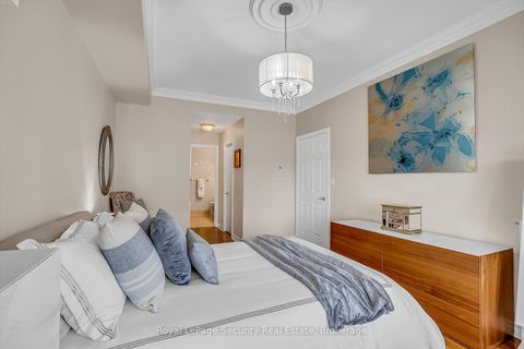 Photo 24 at 209 - 4620 Highway 7, East Woodbridge, Vaughan