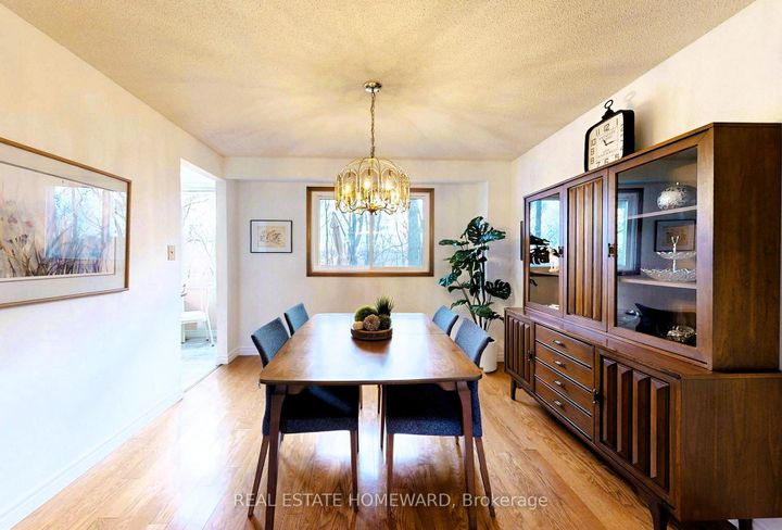 Photo 6 at 3058 Viewmount Road, WO West, Oakville