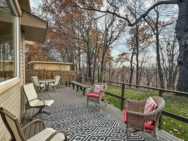 Photo 14 at 3058 Viewmount Road, WO West, Oakville