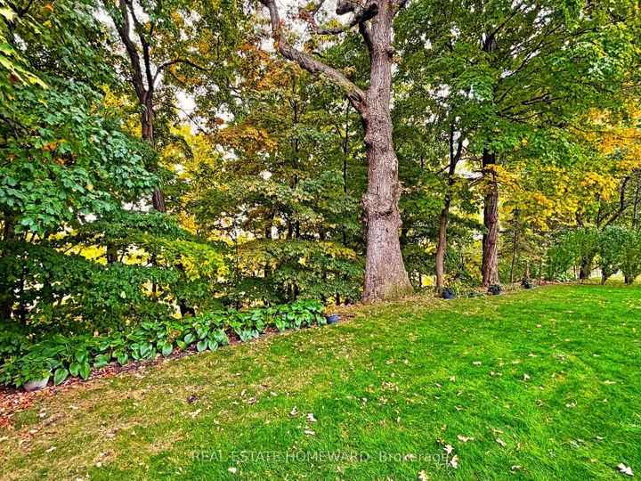 Photo 35 at 3058 Viewmount Road, WO West, Oakville