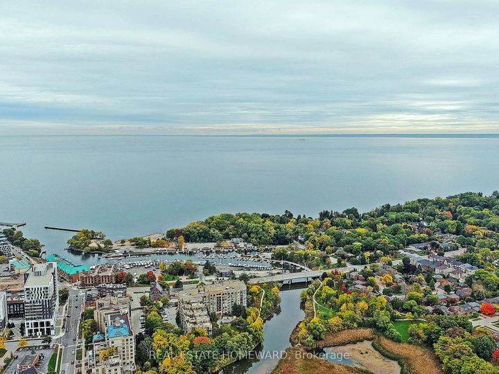 Photo 37 at 3058 Viewmount Road, WO West, Oakville