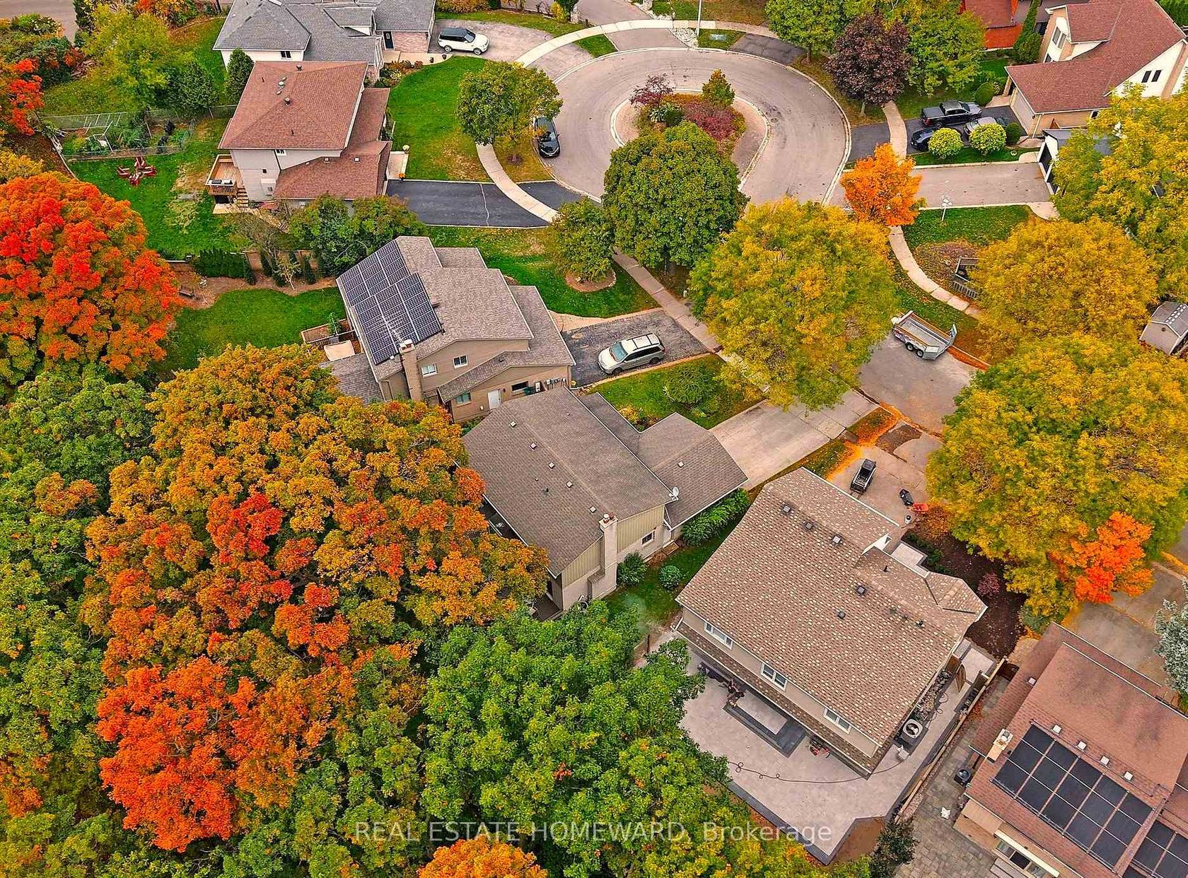 3058 Viewmount Road, WO West, Oakville by Loree Meneguzzi Real Estate 3058 Viewmount Road, WO West, Oakville