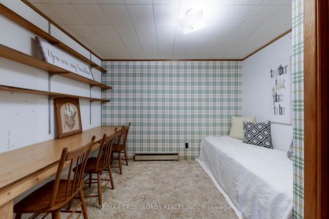 Photo 15 at 188 Maple Avenue, Harding, Richmond Hill