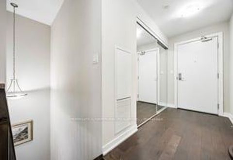 Photo 10 at Th10 - 20 Bruyeres Mews, Waterfront Communities C1, Toronto