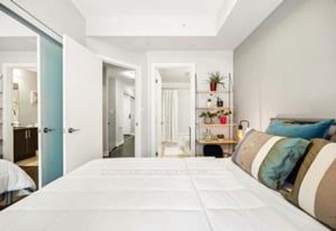 Photo 12 at Th10 - 20 Bruyeres Mews, Waterfront Communities C1, Toronto