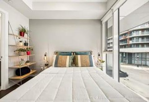 Photo 13 at Th10 - 20 Bruyeres Mews, Waterfront Communities C1, Toronto