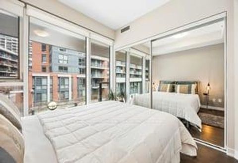 Photo 14 at Th10 - 20 Bruyeres Mews, Waterfront Communities C1, Toronto