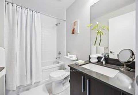 Photo 16 at Th10 - 20 Bruyeres Mews, Waterfront Communities C1, Toronto