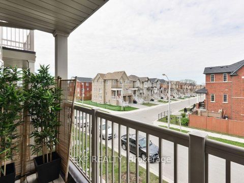 Photo 19 at 7 - 129 Isaac Devins Boulevard, Pelmo Park W5, Toronto