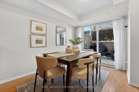Photo 11 at 149 - 10 Merchant Lane, Dufferin Grove, Toronto