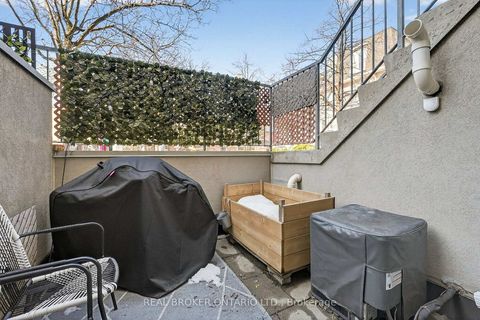 Photo 12 at 149 - 10 Merchant Lane, Dufferin Grove, Toronto
