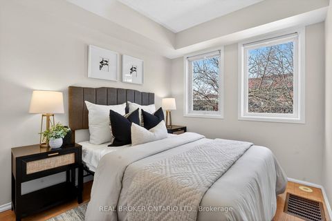 Photo 20 at 149 - 10 Merchant Lane, Dufferin Grove, Toronto