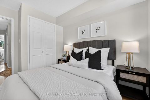 Photo 21 at 149 - 10 Merchant Lane, Dufferin Grove, Toronto
