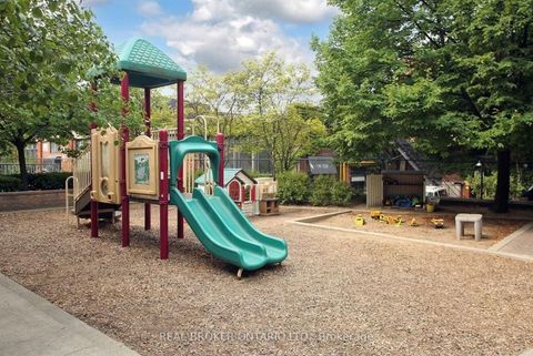 Photo 33 at 149 - 10 Merchant Lane, Dufferin Grove, Toronto