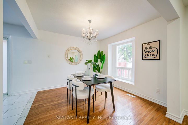 Photo 7 at 56 Upton Crescent, Milliken Mills West, Markham